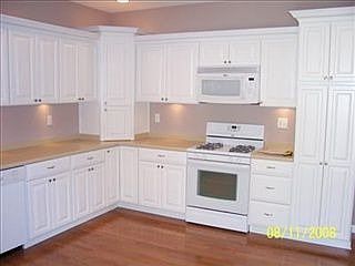 4th image of 303 Birchwood