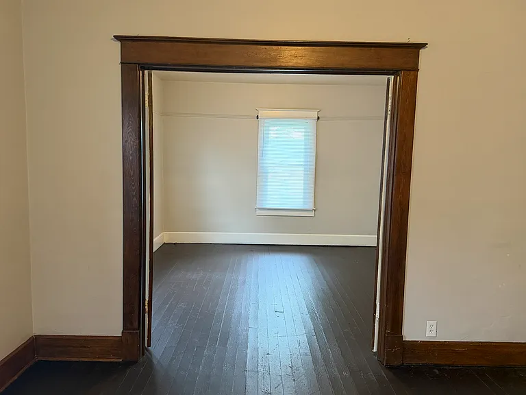1015 N Olney St — Photo 12