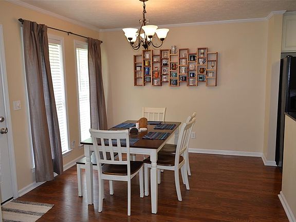 5th image of 112 Lakeshore Dr