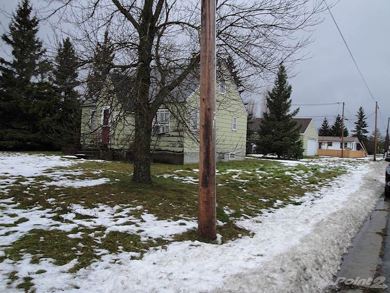 2nd image of 1502 4th Ave E