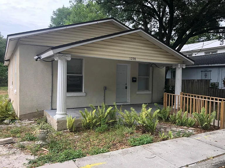 1208 E 25th Ave — Photo 12