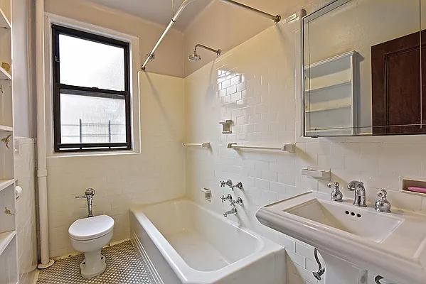 Rented by Jan Reynolds Real Estate | media 30