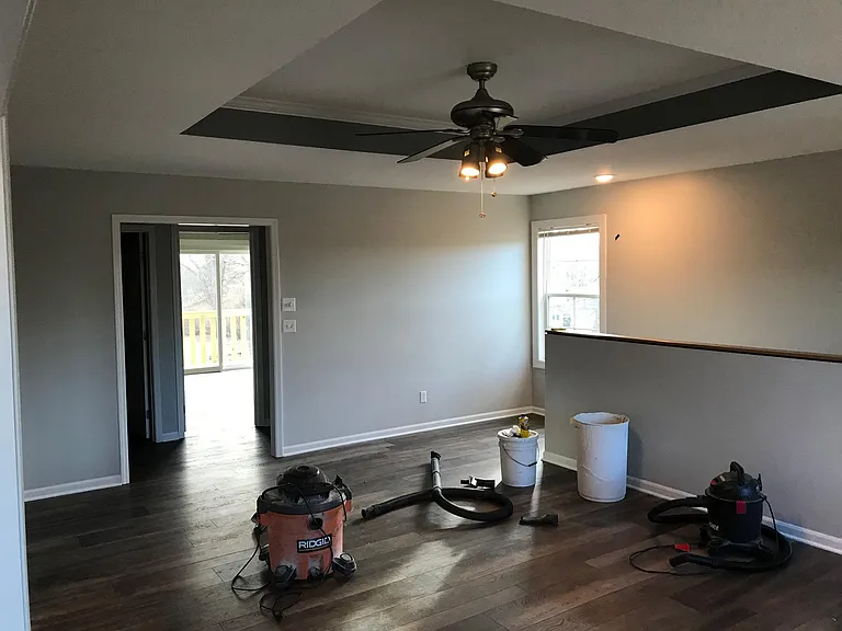 Living room looking back to hall for both bedrooms