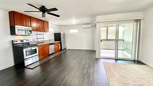 108 Maluniu Ave #B Photo 1
