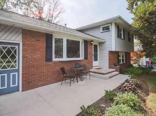 1015 Paul Rd, Rochester, NY 14624