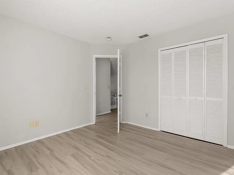 2612 Brookshire Ct — Photo 22
