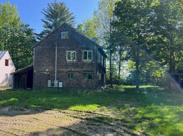 747 Rowell Mountain Road, Solon, ME 04979