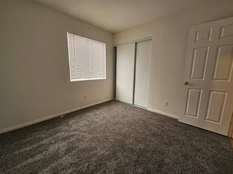 6612 Woodsworth Ave — Photo 16