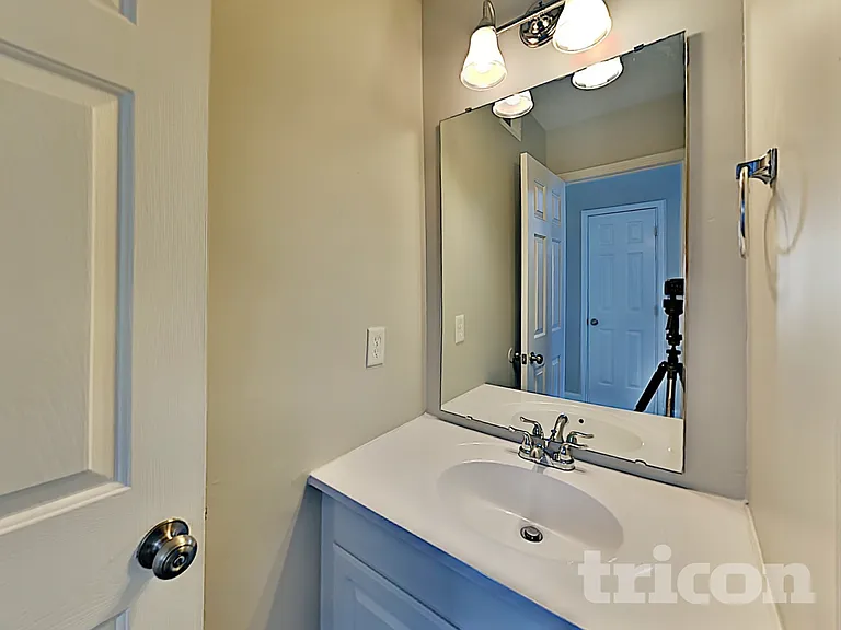 4019 Cedarbark Dr — Photo 13