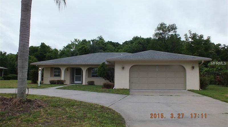 1st image of 4852 Palm Aire Dr