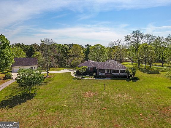 2nd image of 2117 W Grantville Rd