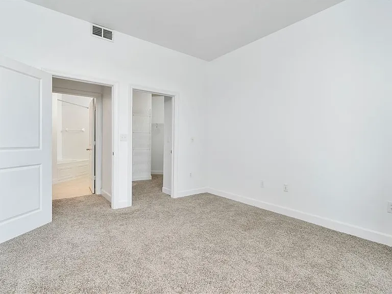 2626 Peachtree Rd NW #1008 — Photo 20