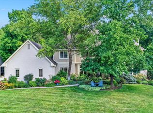 12145 Golden Bluff Ct, Indianapolis, IN