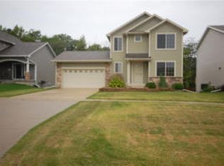 1117 S 95th St, West Des Moines, IA 50266