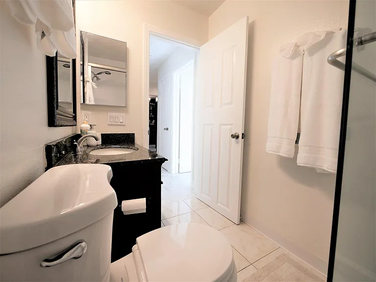 3525 Lebon Dr #13 — Photo 20