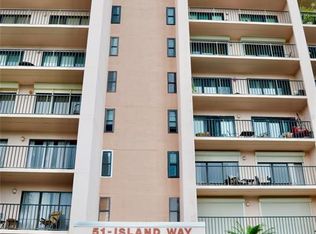 51 Island Way APT 101, Clearwater, FL 33767