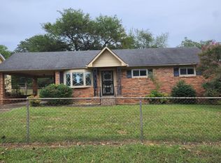 2120 Elena Dr, Chattanooga, TN 37406