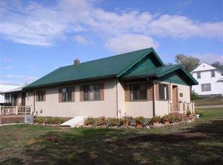 320 Court St, Flasher, ND 58535