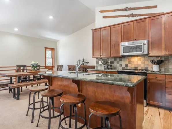 125 Davison Rd #1, Mammoth Lakes, CA 93546