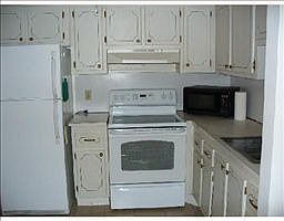 3rd image of 363 Brittany Ave #H