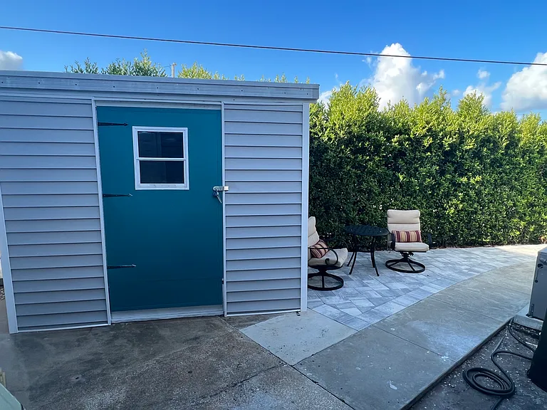 1810 Illinois Ave — Photo 10