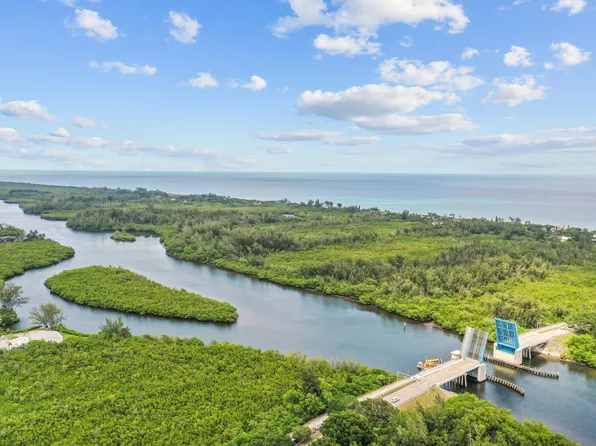 11804 SE Laurel Lane, Hobe Sound, FL 33455