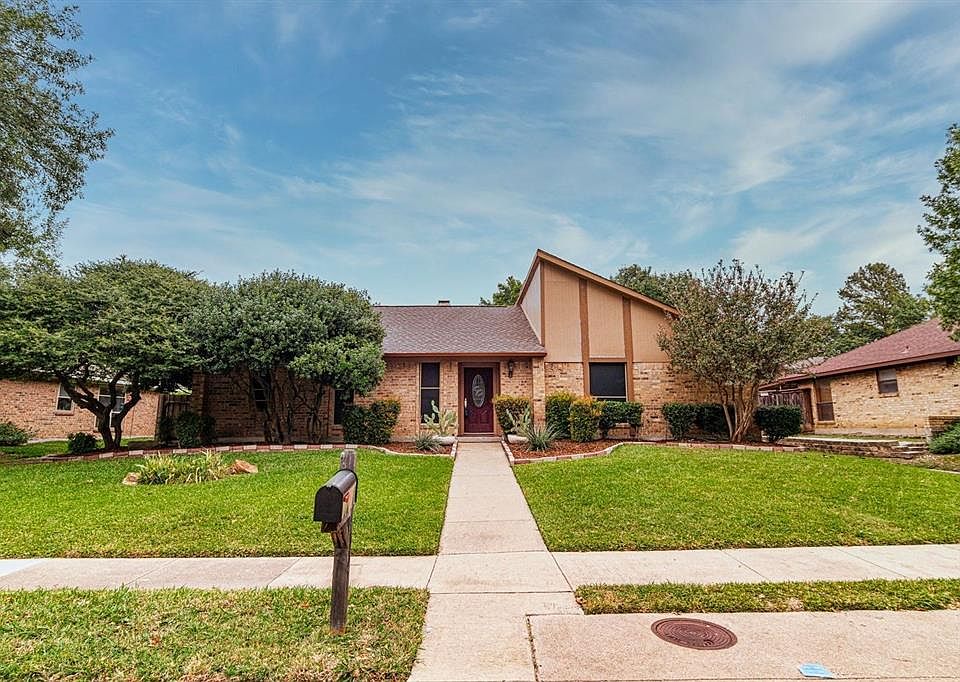 1st image of 4517 Cleveland Dr