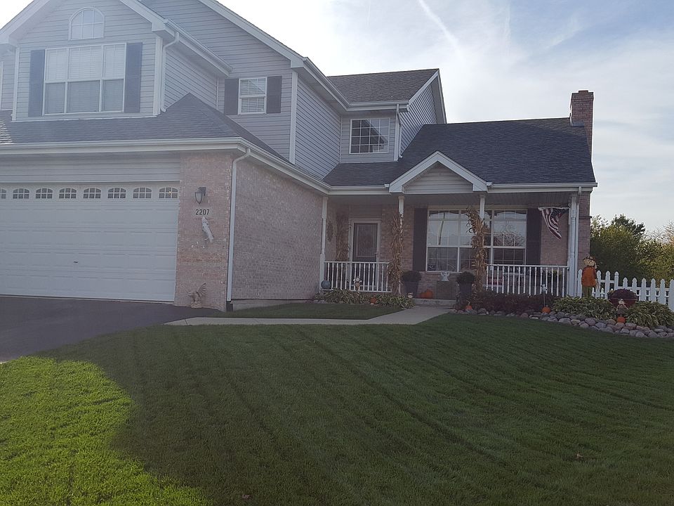 1st image of 2207 Primrose Dr