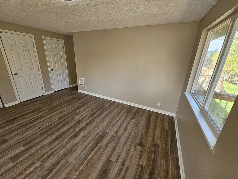2537 Wilark Dr NW — Photo 7