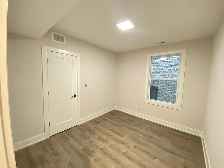 2725 N Drake Ave #1 — Photo 7