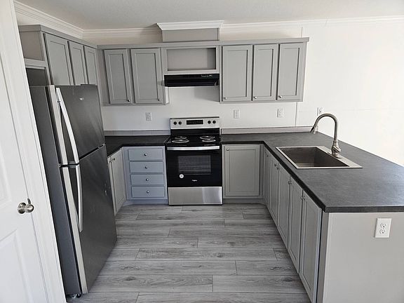 5th image of 4900 SE 102nd Pl #66