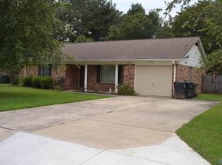 1801 Chandler Ct SW, Decatur, AL 35603