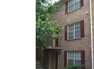 917 S Rolfe St APT B, Arlington, VA 22204