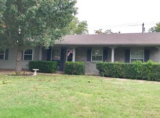 3221 Thames St, Irving, TX 75062