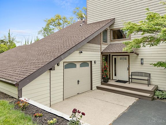 4th image of 7652 Terraqua Dr