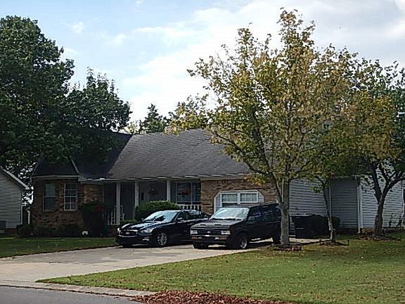 2nd image of 1115 Woods Edge Dr
