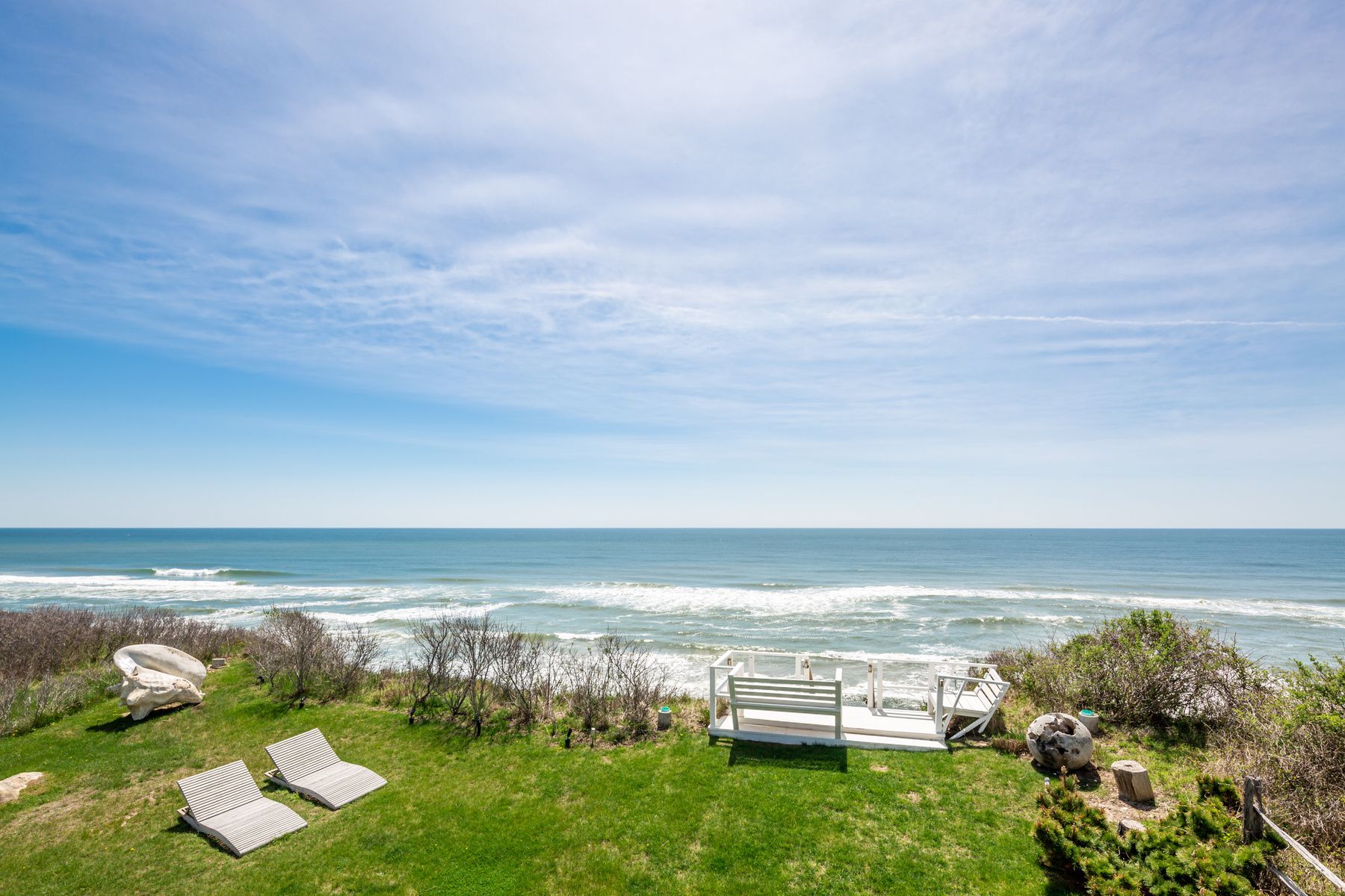 102 Surfside Ave, Montauk, NY 11954 Out East