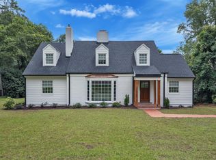 1606 Canterbury Rd, Raleigh, NC 27608