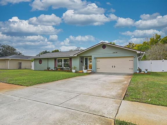 3rd image of 2636 Talbot Rd