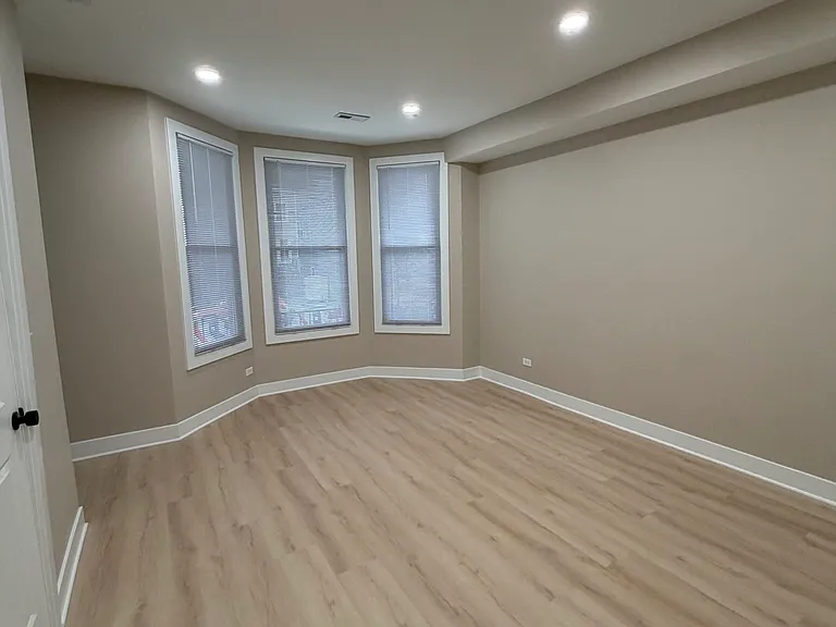 3944 S Rockwell St #1 — Photo 8