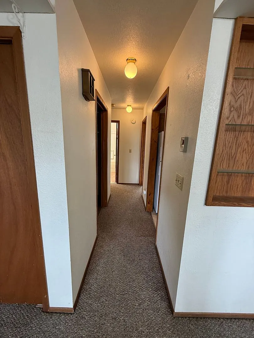 1720 West Olive — Photo 4