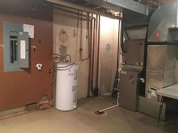 New elec,carrier gas heat/AC