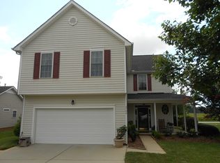 3704 Shadow Ridge Dr, High Point, NC 27265