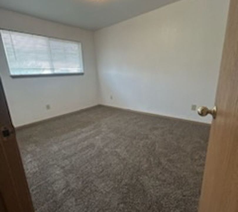 1st image of 1956 Darrah St APT 15