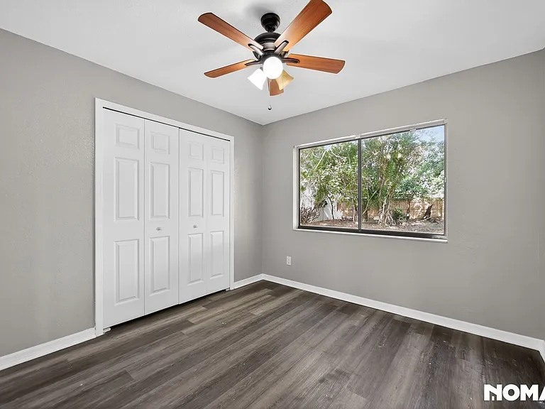 454 Loblolly Ln — Photo 17
