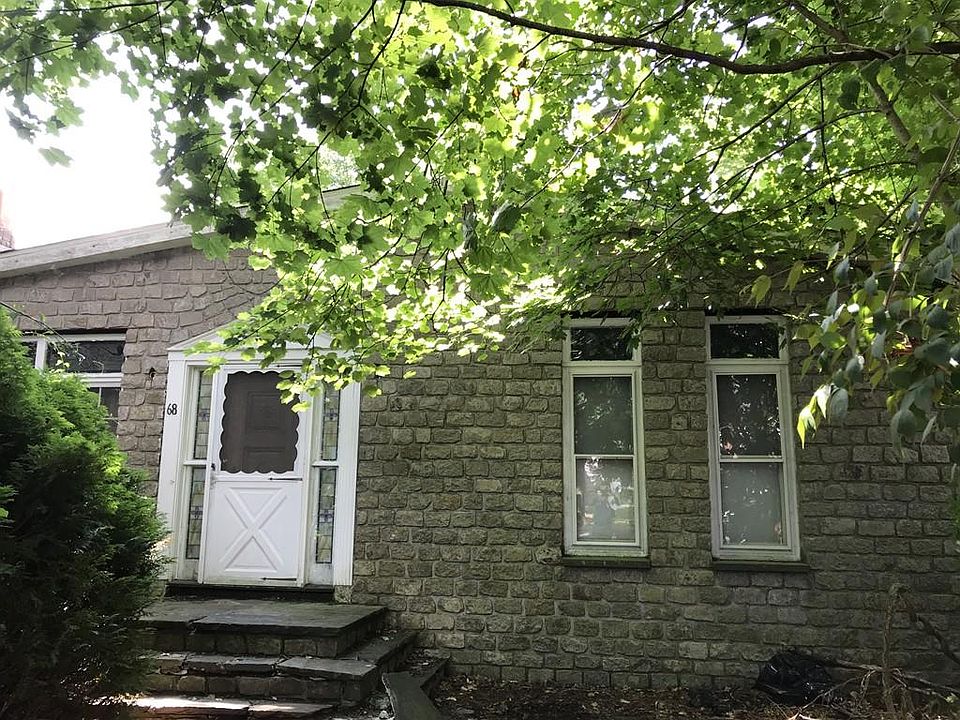 2nd image of 68 Clinton St