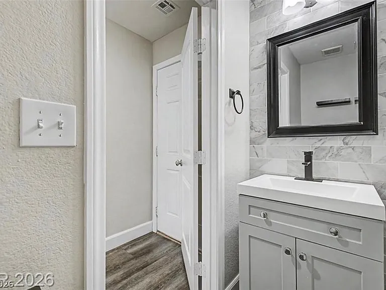 9444 Fort Connah Ct — Photo 17