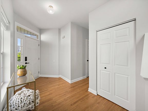 5th image of 16530 S Windsor Ln