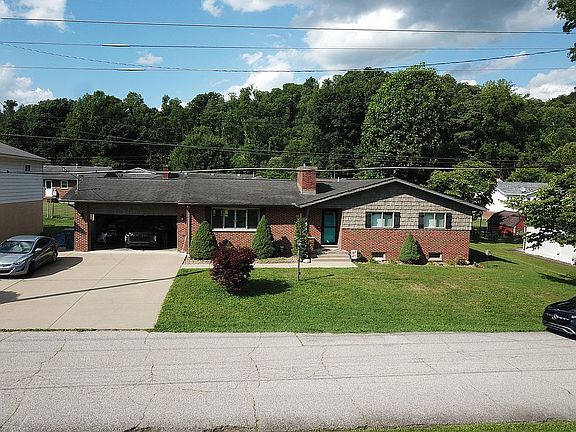 2nd image of 6 Peyton Ave