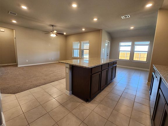 5th image of 3812 Chalk Hill Ave